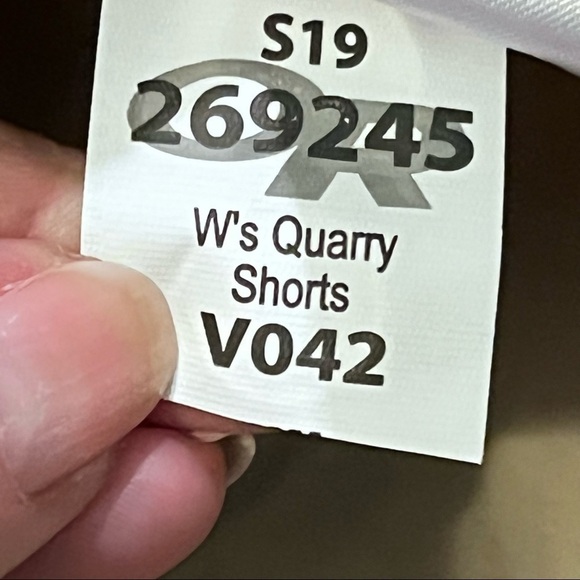 Outdoor Research Quarry Shorts Khaki Outdoor Hiking Camping Size 2 - Picture 3 of 10